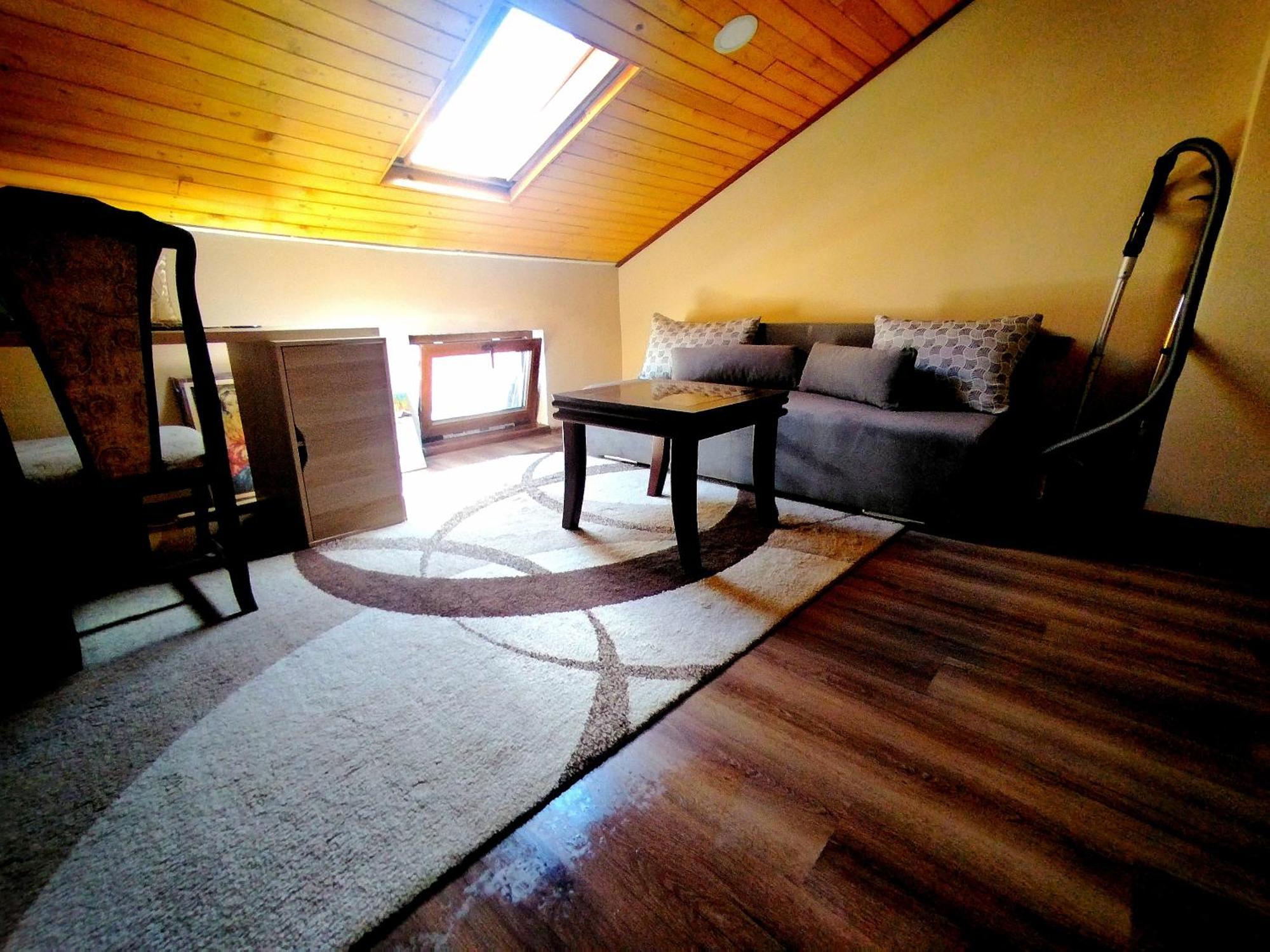 Low Budget Apartment With Breakfast #3 فارنا المظهر الخارجي الصورة